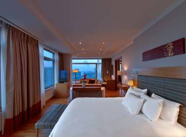 Suite Presidencial del hotel Hilton Diagonal Mar Barcelona. Foto 2