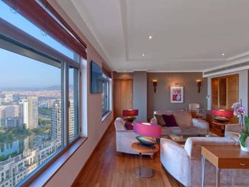 Suite Presidencial del hotel Hilton Diagonal Mar Barcelona. Foto 4