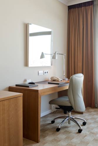 Habitación doble 1 Cama king del hotel Hilton Diagonal Mar Barcelona. Foto 1