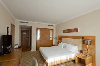 Habitación doble del hotel Hilton Diagonal Mar Barcelona. Foto 2