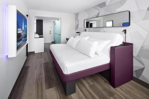 Habitación Premium - Cama extragrande del hotel Yotel Washington Dc. Foto 3