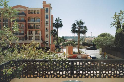 Oferta romántica - Habitación Doble Deluxe del hotel Bonalba Alicante. Foto 3