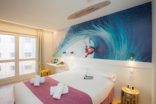 Habitación Doble Estándar del hotel Casual De Las Olas San Sebastian. Foto 1