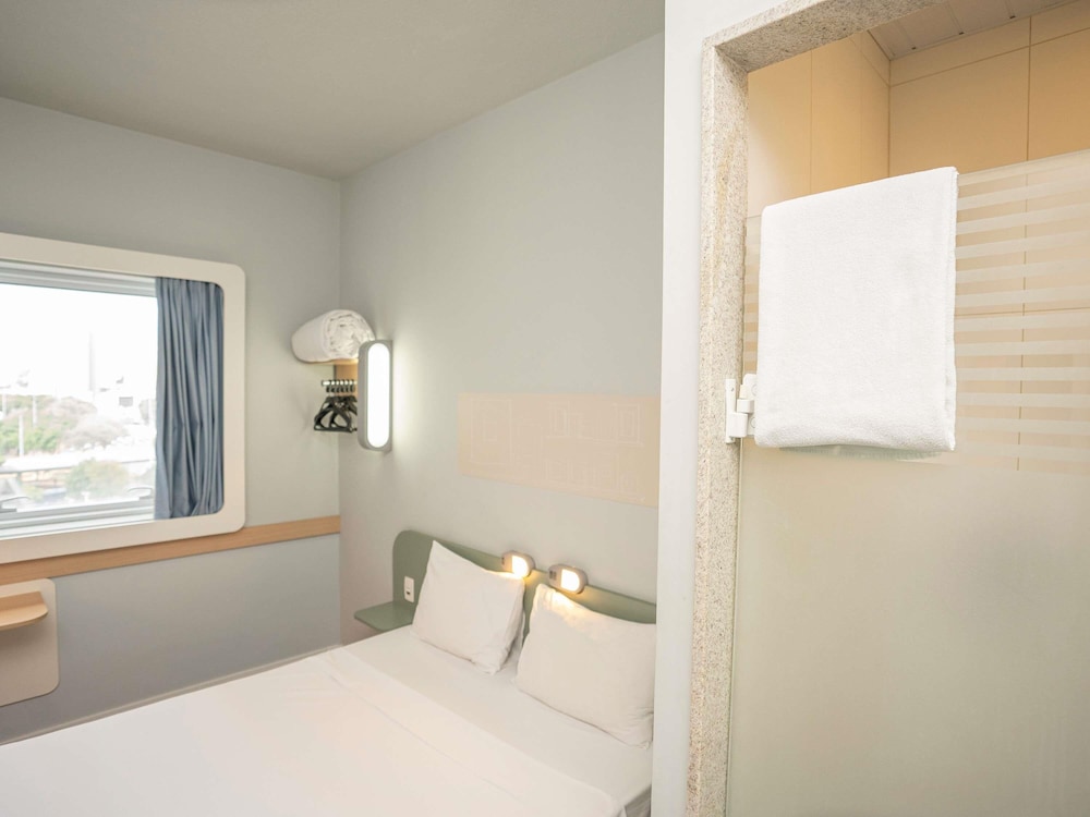 Habitación Classic con 1 cama doble del hotel Ibis Budget São Bernardo Do Campo. Foto 1