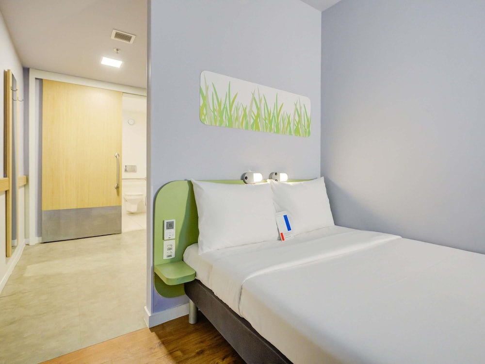 Apartamento con camas individuales del hotel Ibis Budget Rj Copacabana. Foto 1