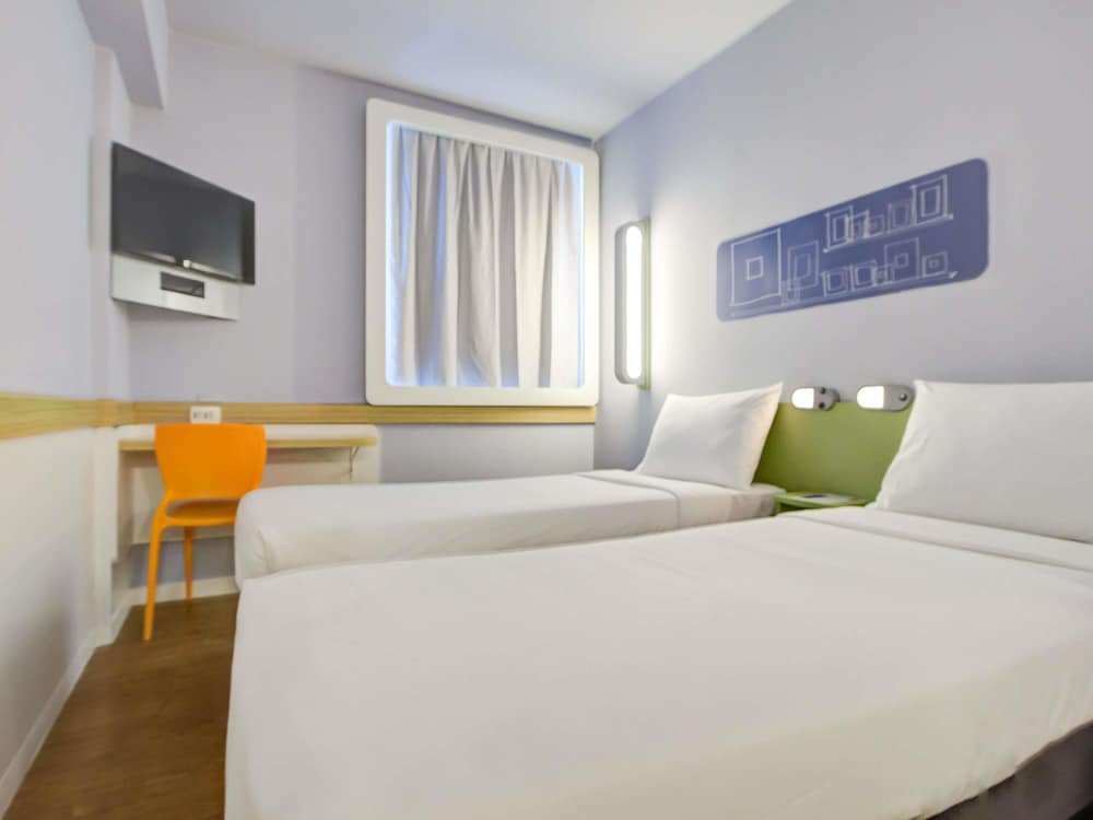 Apartamento con camas individuales del hotel Ibis Budget Rj Copacabana. Foto 6