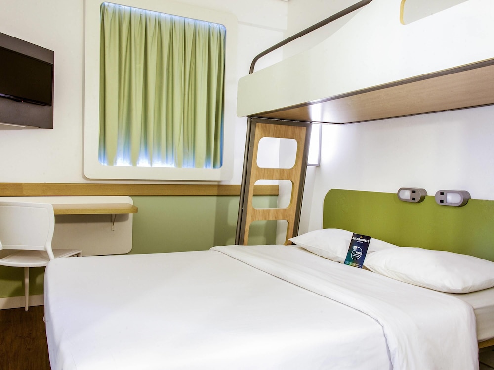 Habitación estándar - Cama doble y cama superpuesta - Para hasta 3 personas del hotel Ibis Budget Manaus. Foto 9