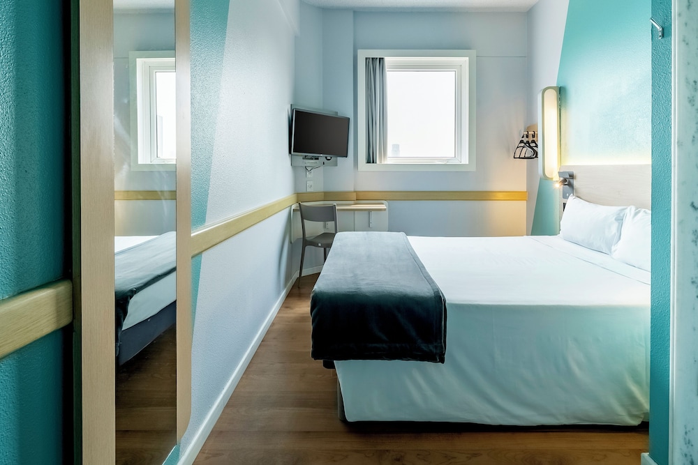 Habitación doble superior con 1 cama doble del hotel Ibis Budget Sao Paulo Jardins. Foto 3