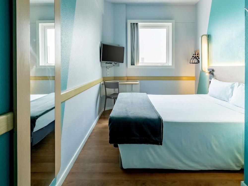 Habitación doble superior con 1 cama doble del hotel Ibis Budget Sao Paulo Jardins. Foto 7