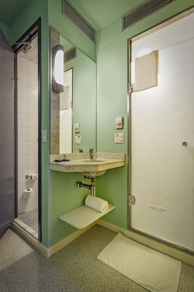 Habitación Superior con cama doble del hotel Ibis Budget Sp Centro São João. Foto 6