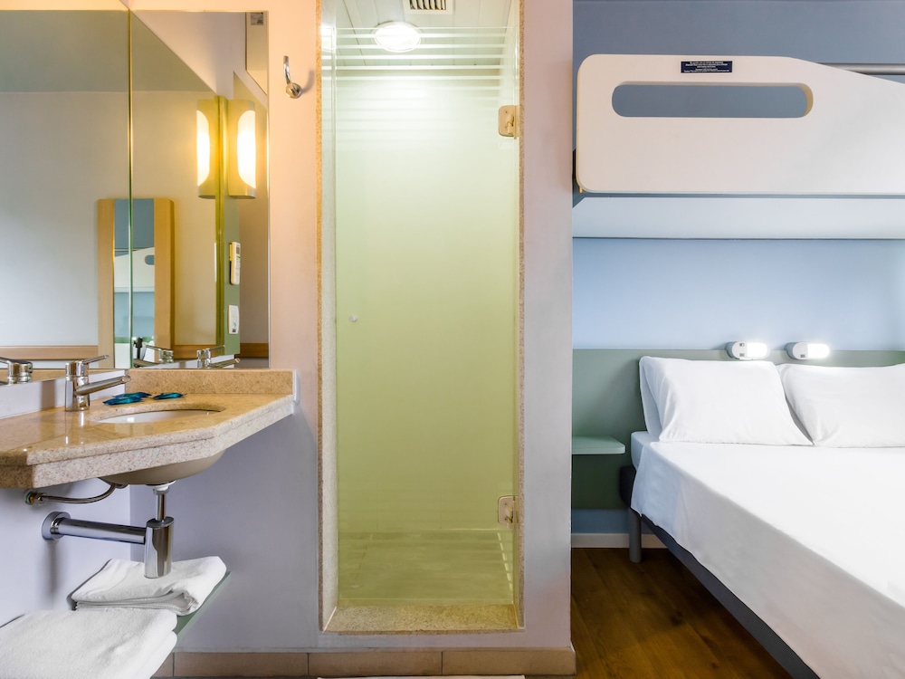 Apartamento estándar con una cama doble del hotel Ibis Budget Araraquara