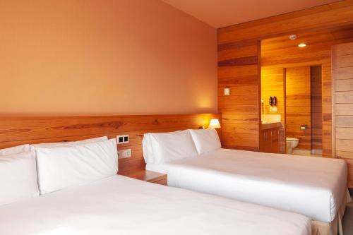 Habitación Familiar del hotel Montanyà and Lodge
