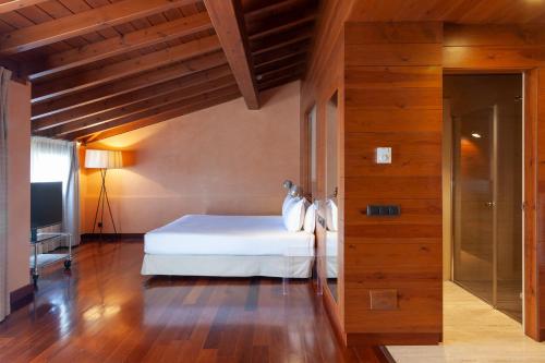 Suite de 1 dormitorio del hotel Montanyà and Lodge. Foto 3
