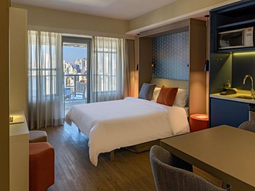 Apartamento Superior con cama doble plegable y cocina equipada del hotel Mercure Sao Paulo Barra Funda. Foto 1