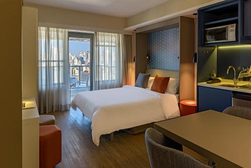 Apartamento Superior con cama doble plegable y cocina equipada del hotel Mercure Sao Paulo Barra Funda. Foto 3