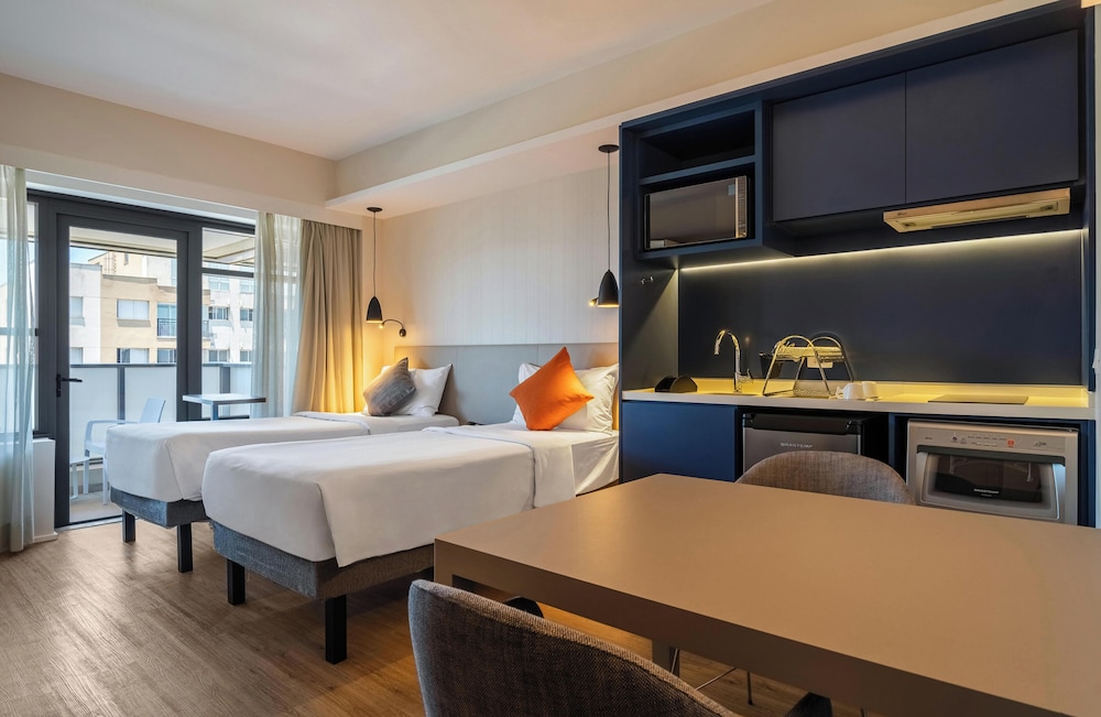 Apartamento Superior con 2 camas individuales del hotel Mercure Sao Paulo Barra Funda. Foto 2