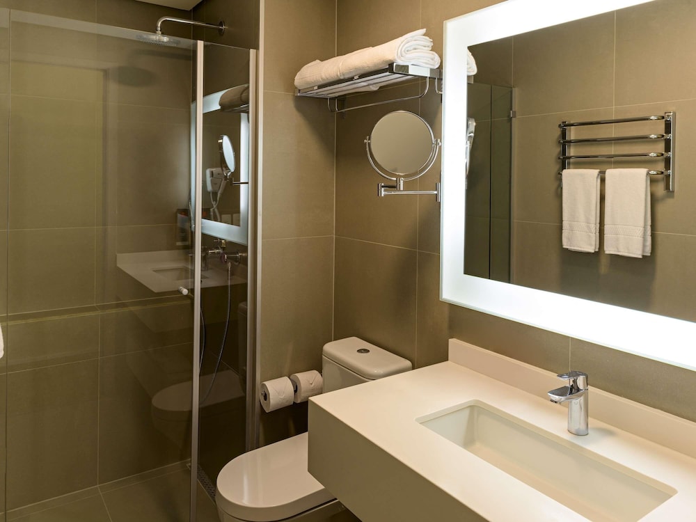 Apartamento Superior con 2 camas individuales del hotel Mercure Sao Paulo Barra Funda. Foto 4