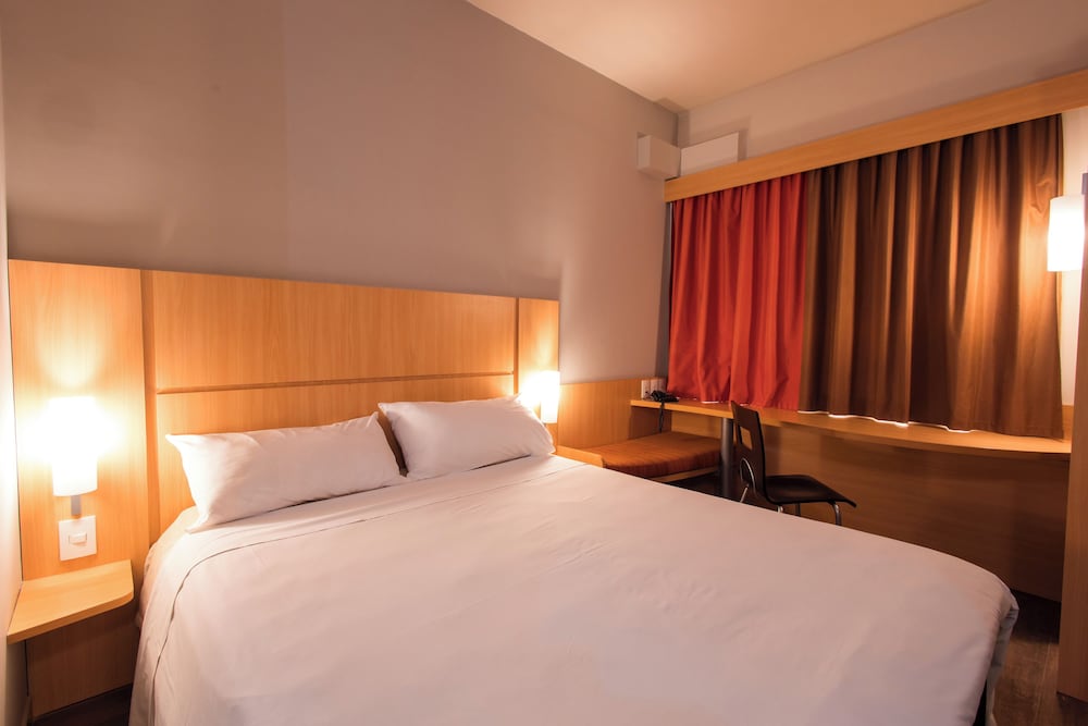 Habitación Standard con cama doble del hotel Ibis Presidente Prudente Manoel Goulart. Foto 2