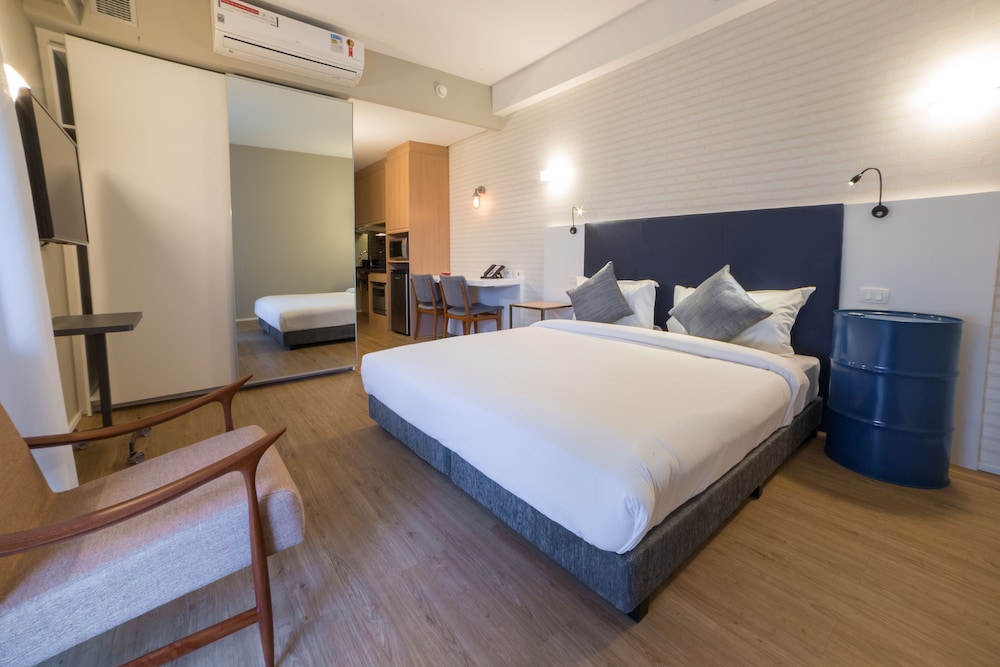 Estudio con cama Queen Size y cocina equipada del hotel Mercure São Bernardo Do Campo. Foto 3