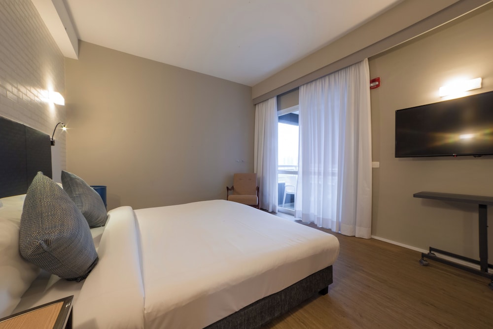 Apartamento Superior Accesible con cama King Size y cocina equipada del hotel Mercure São Bernardo Do Campo. Foto 1
