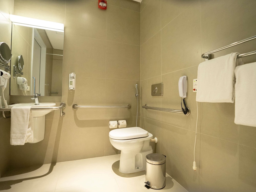 Apartamento Superior Accesible con cama King Size y cocina equipada del hotel Mercure São Bernardo Do Campo. Foto 3
