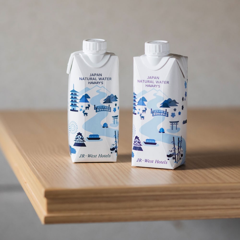 Habitación superior con camas twin y una cama supletoria (uso para 3 personas) del hotel Vischio Kyoto By Granvia. Foto 1