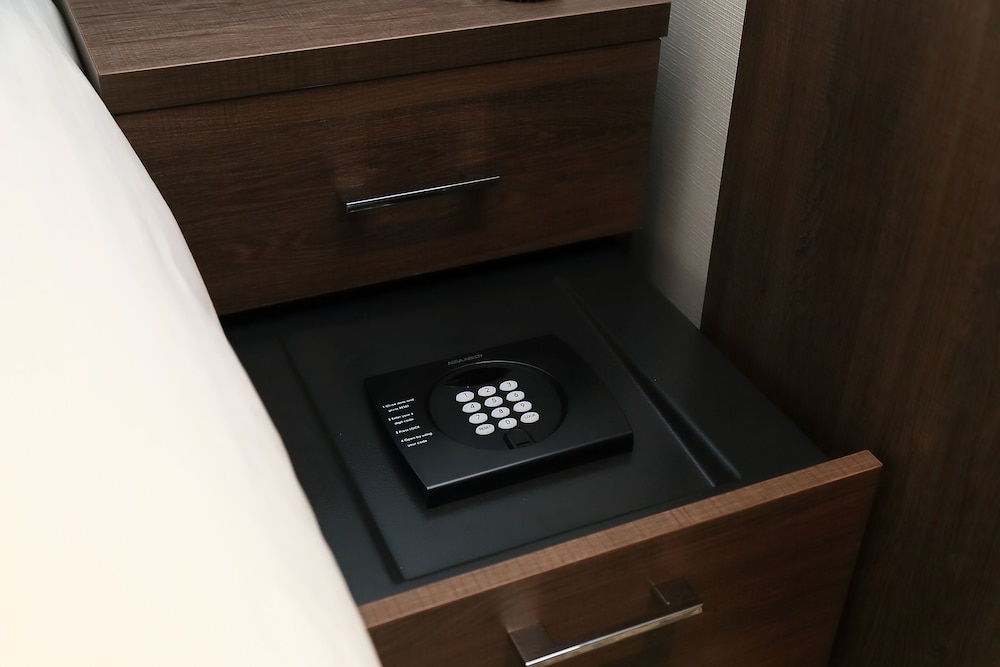 Habitación familiar con 4 camas individuales del hotel Vischio Kyoto By Granvia. Foto 1