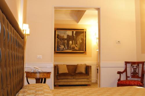 Habitación Familiar del hotel Boutique Trevi. Foto 2