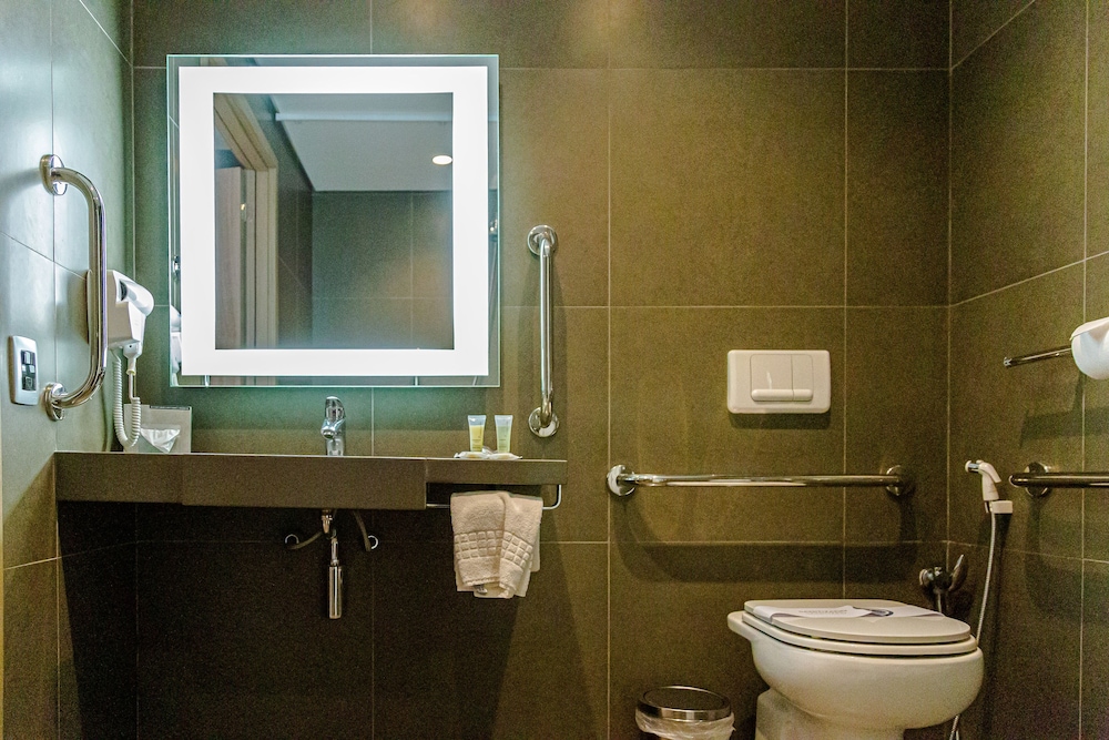 Habitación superior con 2 camas individuales del hotel Novotel São Paulo Berrini. Foto 9