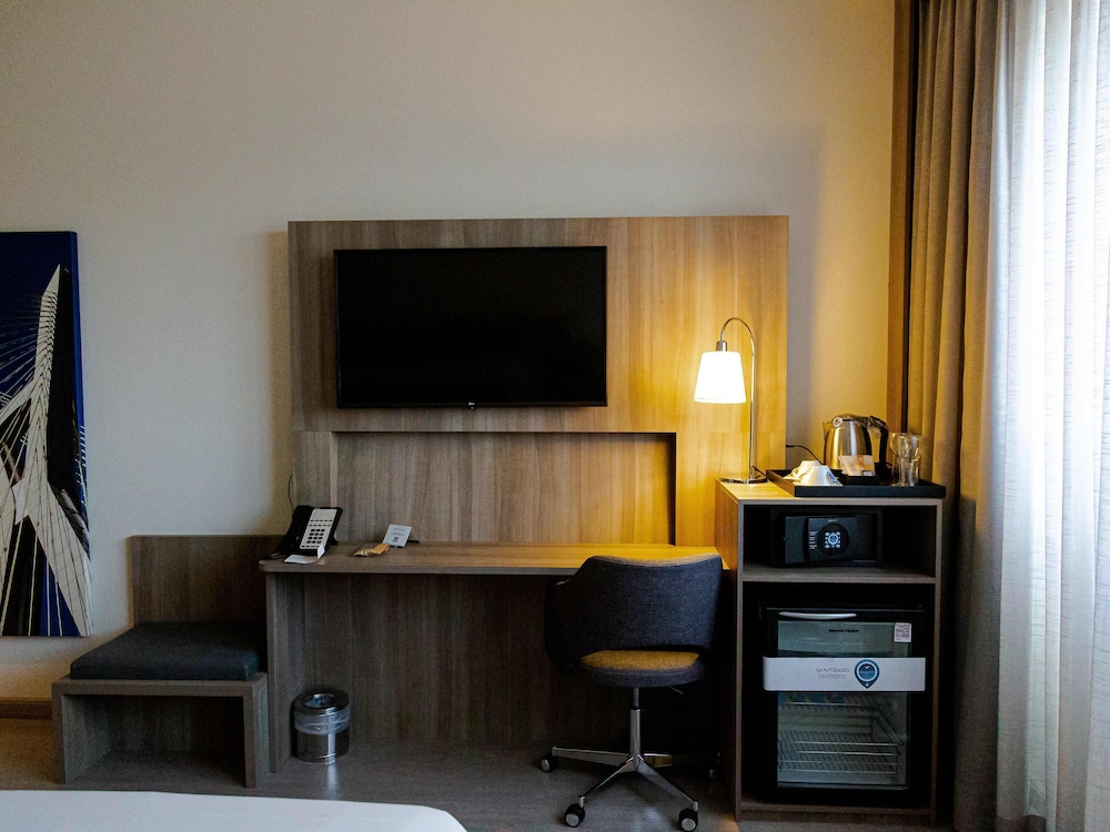 HABITACIÓN STANDARD ADAPTADA CON 1 CAMA DOBLE del hotel Novotel São Paulo Berrini. Foto 7
