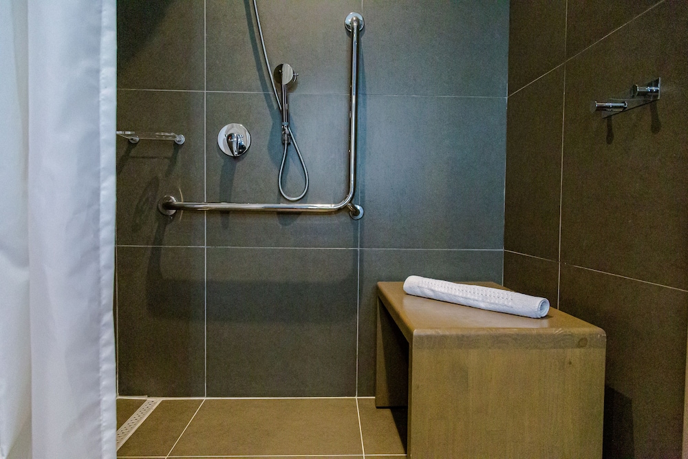 HABITACIÓN STANDARD ADAPTADA CON 1 CAMA DOBLE del hotel Novotel São Paulo Berrini. Foto 10