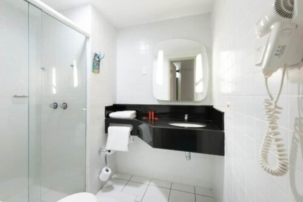 Habitación estándar, 1 cama doble del hotel Ibis Teresina. Foto 3