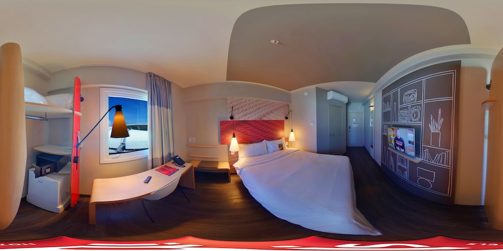 Habitación estándar con 2 camas individuales del hotel Ibis Natal. Foto 1