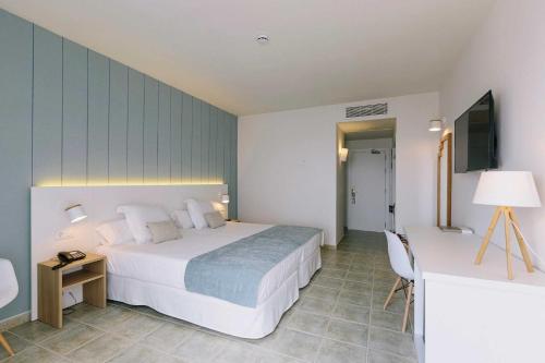 Standard Double Room with Sea View del hotel Alua Village Fuerteventura – All Inclusive. Foto 1