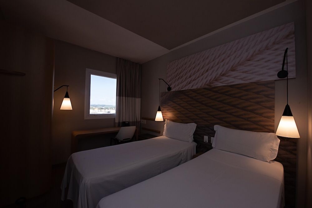 Apartamento estándar con camas individuales del hotel Ibis Jacarei. Foto 3