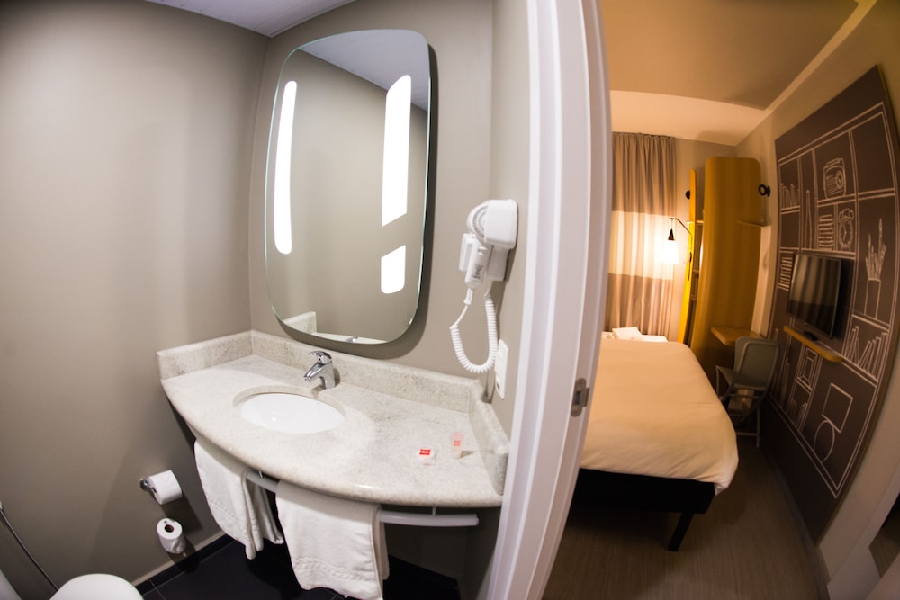Apartamento estándar con camas individuales del hotel Ibis Jacarei. Foto 13
