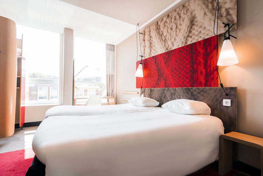 Habitación, 2 camas individuales del hotel Ibis Den Haag City Centre