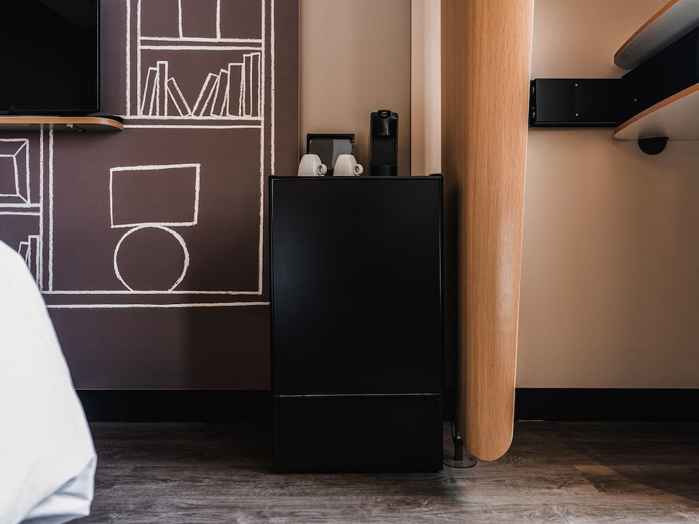 Habitación Premium doble, 1 cama doble del hotel Ibis Den Haag City Centre. Foto 3