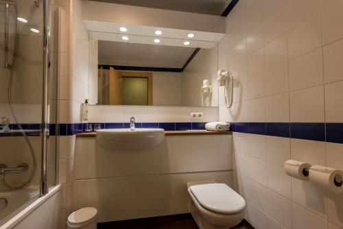 Habitación Doble del hotel Travelodge Madrid Torrelaguna. Foto 12