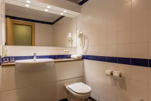 Habitación Doble del hotel Travelodge Madrid Torrelaguna. Foto 14