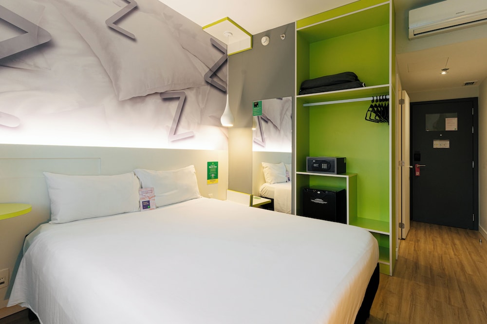 Habitacion Standard con 1 cama doble del hotel Ibis Styles Sao Paulo Barra Funda. Foto 3