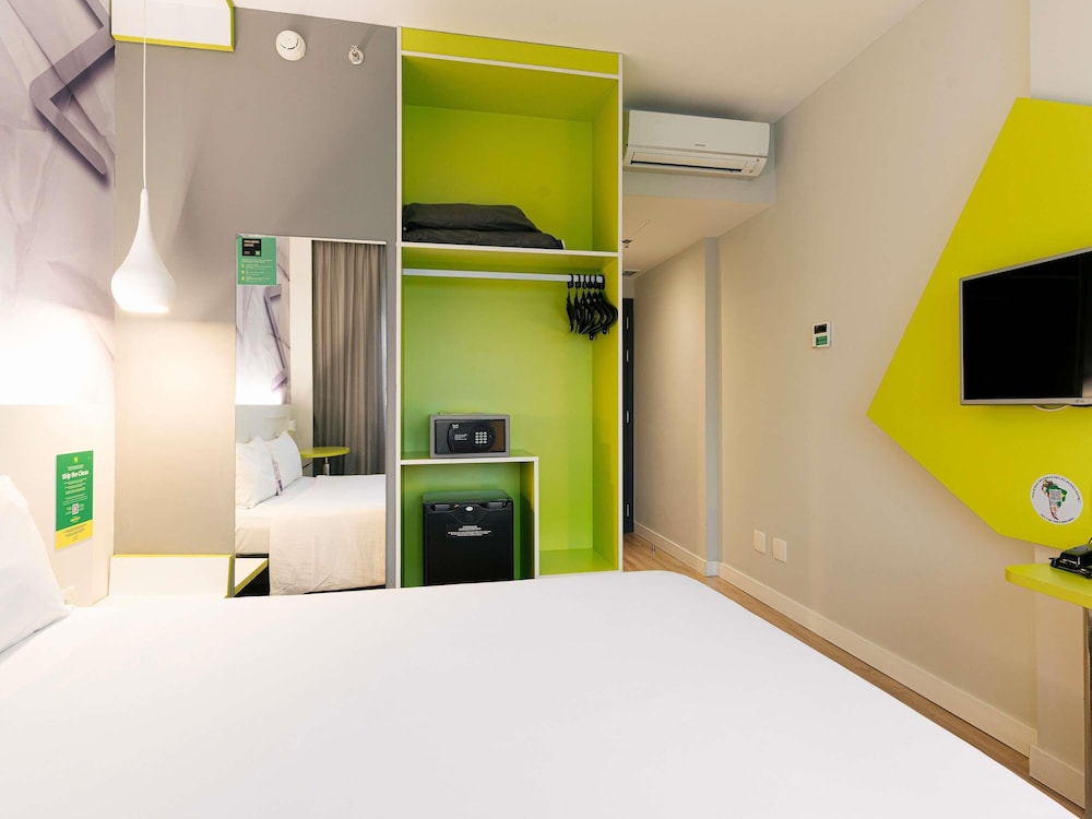 Habitacion Standard con 1 cama doble del hotel Ibis Styles Sao Paulo Barra Funda. Foto 7