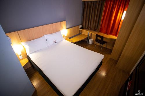 Habitación Doble Estándar del hotel Ibis Petrolina. Foto 7