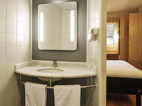 Standard Apartment with Queen Bed and Extra Bed del hotel Ibis Sao Jose Do Rio Preto. Foto 1