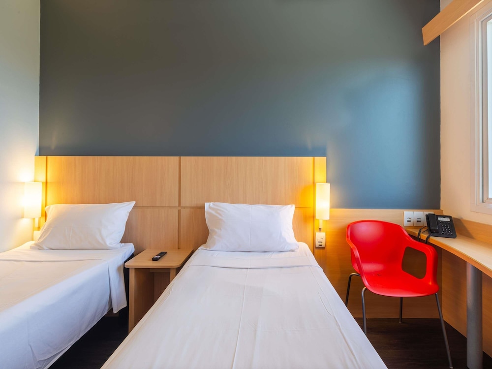 Habitación estándar con camas individuales del hotel Ibis Manaus Aeroporto. Foto 5