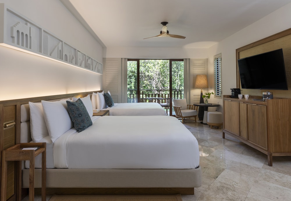 Casita frente a la playa, 2 camas de matrimonio, escalera privada a la playa, servicio de mayordomo del hotel Fairmont Mayakoba