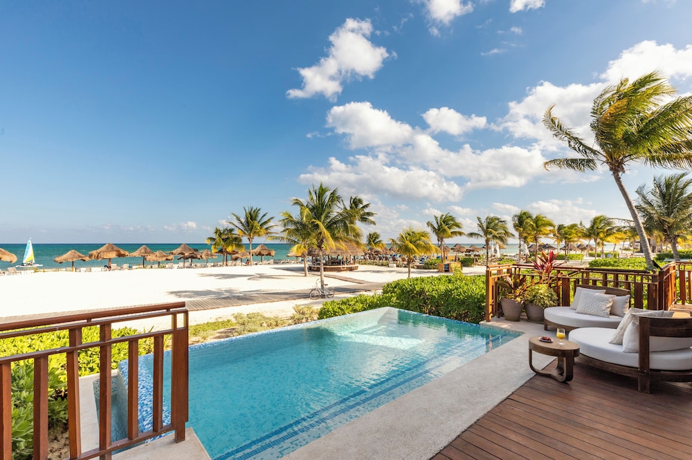 Suite Premium, 1 cama de matrimonio grande, no fumadores, frente a la playa del hotel Fairmont Mayakoba. Foto 4
