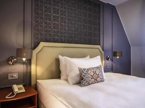 Habitación Económica con 1 cama doble del hotel Mercure Sibiu Airport. Foto 2
