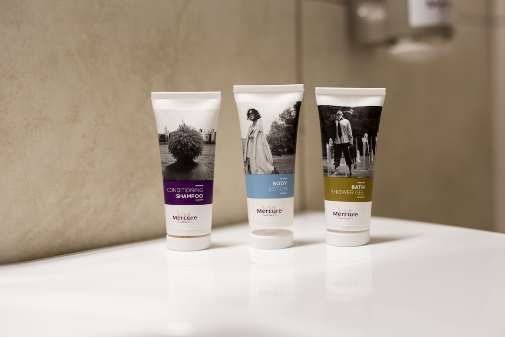 Habitación Estándar con 3 camas individuales del hotel Mercure Sibiu Airport. Foto 7