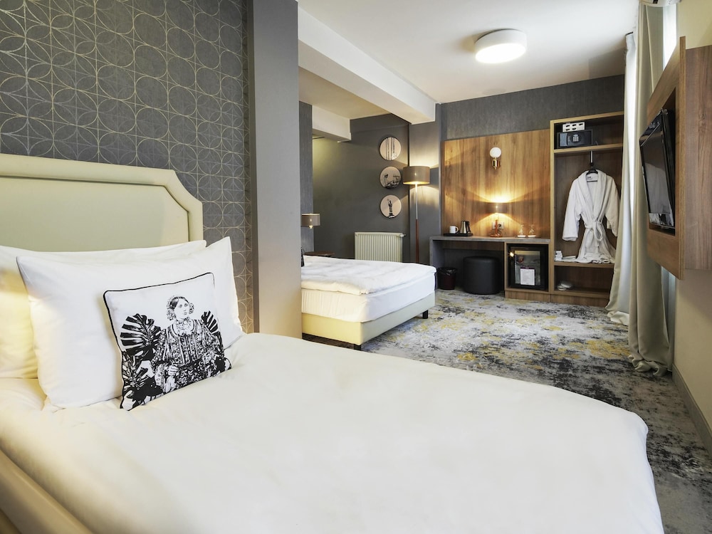Suite Junior del hotel Mercure Sibiu Airport